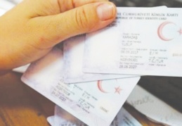 KKTC'ye gidecek Türk vatandaşlarına yeni tip kimlik uyarısı