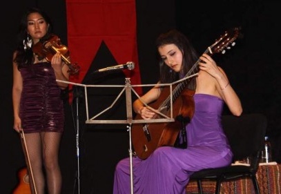 Klasik gitar ve keman resitali düzenlendi