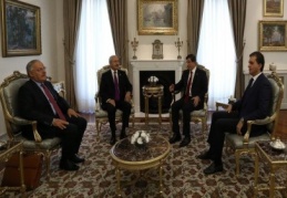 “Koalisyon görüşmeleri piyasayı vurdu”