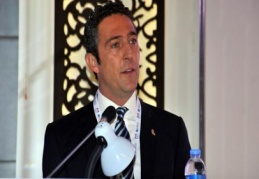 Koç: ‘Çocuklarımızın geleceğinden endişeliyim’