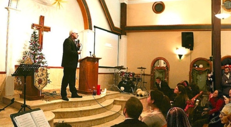 Kod G 87: Hükümet Protestanları rahiplerinden arındırıyor