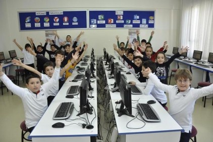 Kodlama Eğitimiyle çocukları geleceğe hazırlıyor 