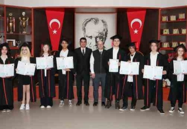 Kolej Vakfı Cemil Alevli IB Koleji’nde diploma heyecanı