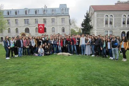 Kolej Vakfı öğrencileri üniversiteleri mercek altına aldı
