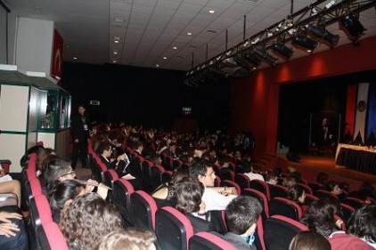 Kolej Vakfı Özel Liseleri öğrencileri stanbul V. Ulusal Çalıştayı&#8217;na katıldı