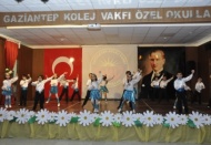 Kolej Vakfı’nda Anneler Günü şenliği