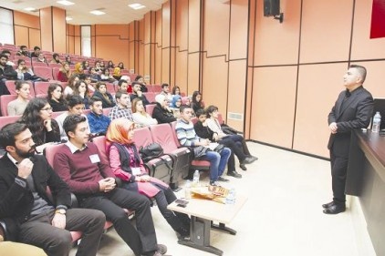 &#8220;Kolunuzdaki altın bilezik sayısını arttırın&#8221;