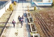 KOM ekipleri tefeci çetesini çökertti