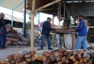 Kömür bu kez vatandaşları değil satıcılarını kara kara düşündürüyor
