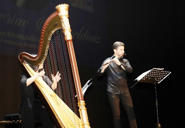 Konserde, Bach’tan Ravel’e geniş bir repertuar yer aldı
