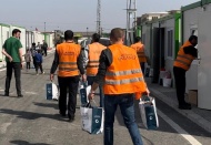 Konteynır kentlerde yaşayanların tamamına mutfak setleri dağıtıldı