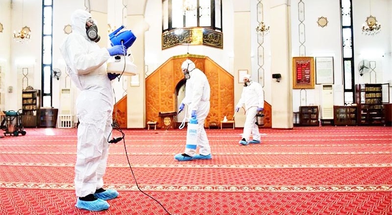 Kontrollü normalleşmeye uyulmazsa cuma namazları yasaklanabilir