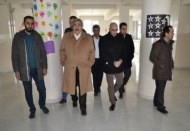 Konukoğlu, İslahiye'deki okulu ziyaret etti