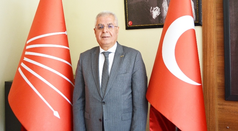 Konunun muhatapları eğitimdeki başarısızlığın nedenlerini araştırmalı