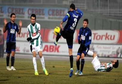 Konyaspor, Büyükşehir Belediyespor'u eli boş gönderdi 1-0