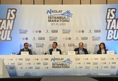 Köprüde 43. İstanbul Maratonu rüzgarı!