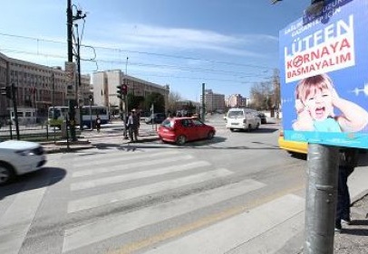 “Korna Çalmakla Trafik Açılmaz”