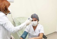 Koronavirüse karşı geliştirilen Faz 3 aşısının ilk aşaması başarılı oldu