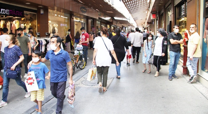 Koronavirüs tehlikesi henüz geçmiş değil