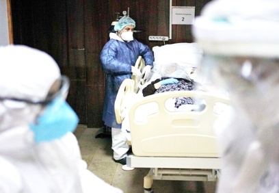 Koronavirüsle mücadelede 'yerinde karar' dönemi yarın başlıyor