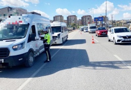 Korsan taşımacılık yapan 15 araç ve sürücüsüne cezai işlem uygulandı