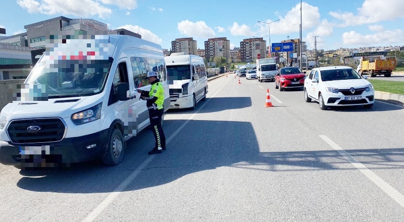 Korsan taşımacılık yapan 15 araç ve sürücüsüne cezai işlem uygulandı