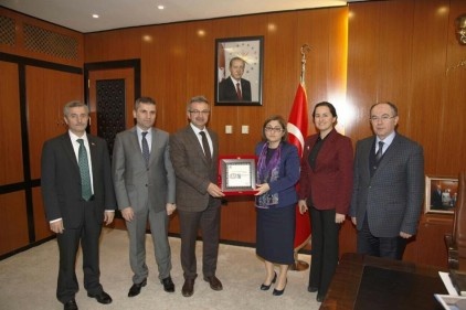 Köşker, Gaziantep&#8217;te ziyaretlerde bulundu