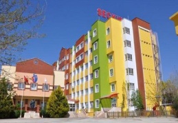 Köstebekgiler sahnelendi