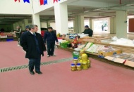 Köy pazarı hafta içi hizmet veriyor