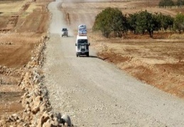 Köy yolu yapıldı 