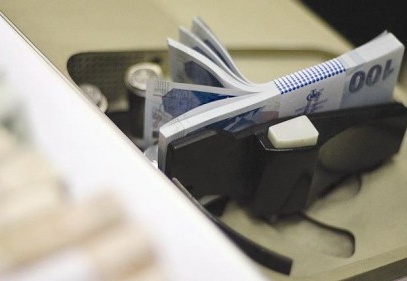 Kredi hacmi 1 trilyon lirayı aştı