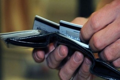 Kredi kartı harcamaları 81 milyar 561 milyon TL&#8217;ye geriledi