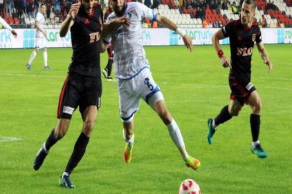 Kritik Gazişehir- B.B Erzurumspor maçı öncesi dostluk mesajları 
