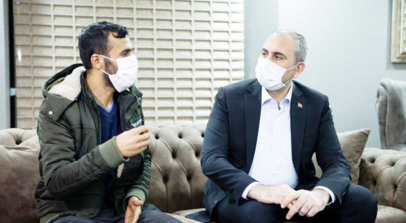 Küçük Asiye'yi Antalya'ya Bakan Gül uğurladı