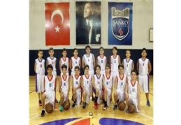 Küçükler Arası Basketbol Küçük Kızlar ve Küçük Erkekler İl Şampiyonası"nda il ikincisi oldu