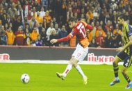 Küfreden taraftara men cezası!