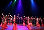 ’Kültürden Oyuna Türk Halk Oyunları” gösterisi yapıldı