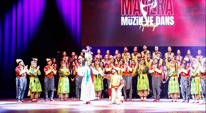 “Kültürel Program” akademisyenler tarafından ilgiyle izlendi