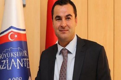 Kulüp başkanı Toprak:"Futboldaki her sonuç başımızın tacı. Ancak hakem hatalarının artık daha az olmasını bekliyoruz"