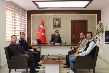 Kulüp yöneticileri kaymakam Gülgen’i ziyaret etti