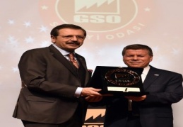 Kum’daki fuara katılan tek firma Işık Ahşap oldu