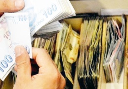 "Kur oynadı, dış borç 100 milyar TL arttı"