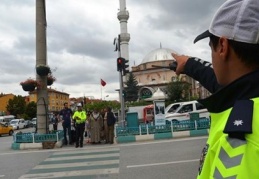 Kural ihlali yapan 364 yayaya 39 bin 312 lira para cezası kesildi