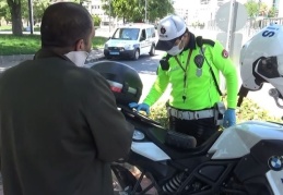 Kurallara uymamakta direniyorlar