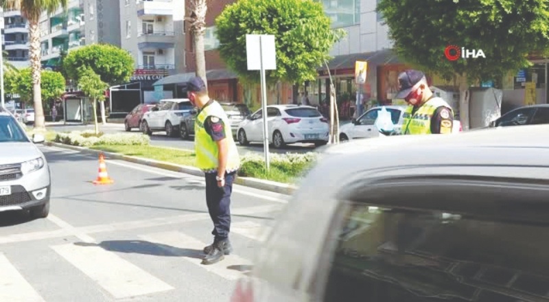 Kurallara uymayan sürücülere ceza yağdı