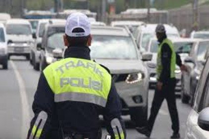 Kurallara uymayan sürücülere ceza yağdı 