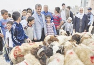 Kurban satış yerini ziyaret etti