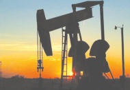 Küresel petrol talebi günlük 6 milyon varil artacak