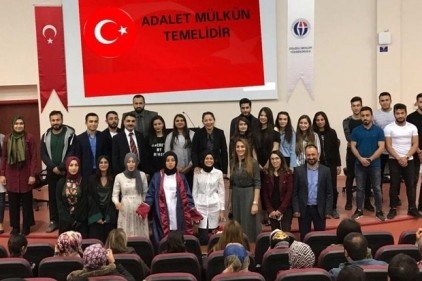 Kurgusal duruşmalarla yarıştılar