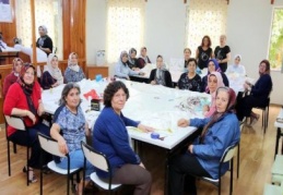 Kursiyerler, aile ekonomisine de katkı sağlıyor